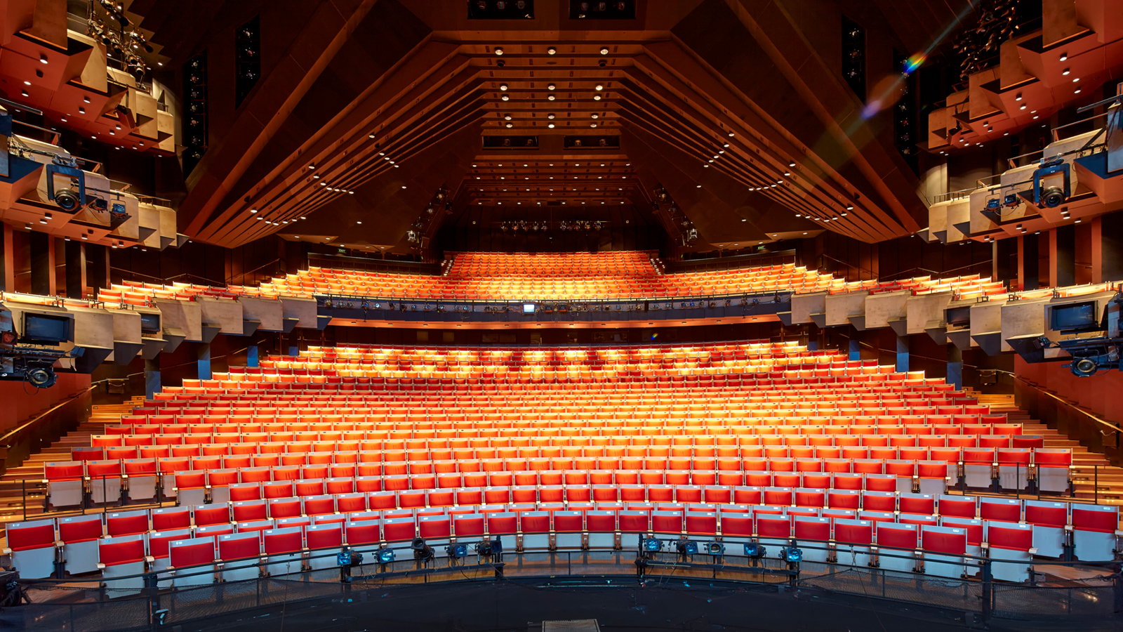 Joan Sutherland Theater